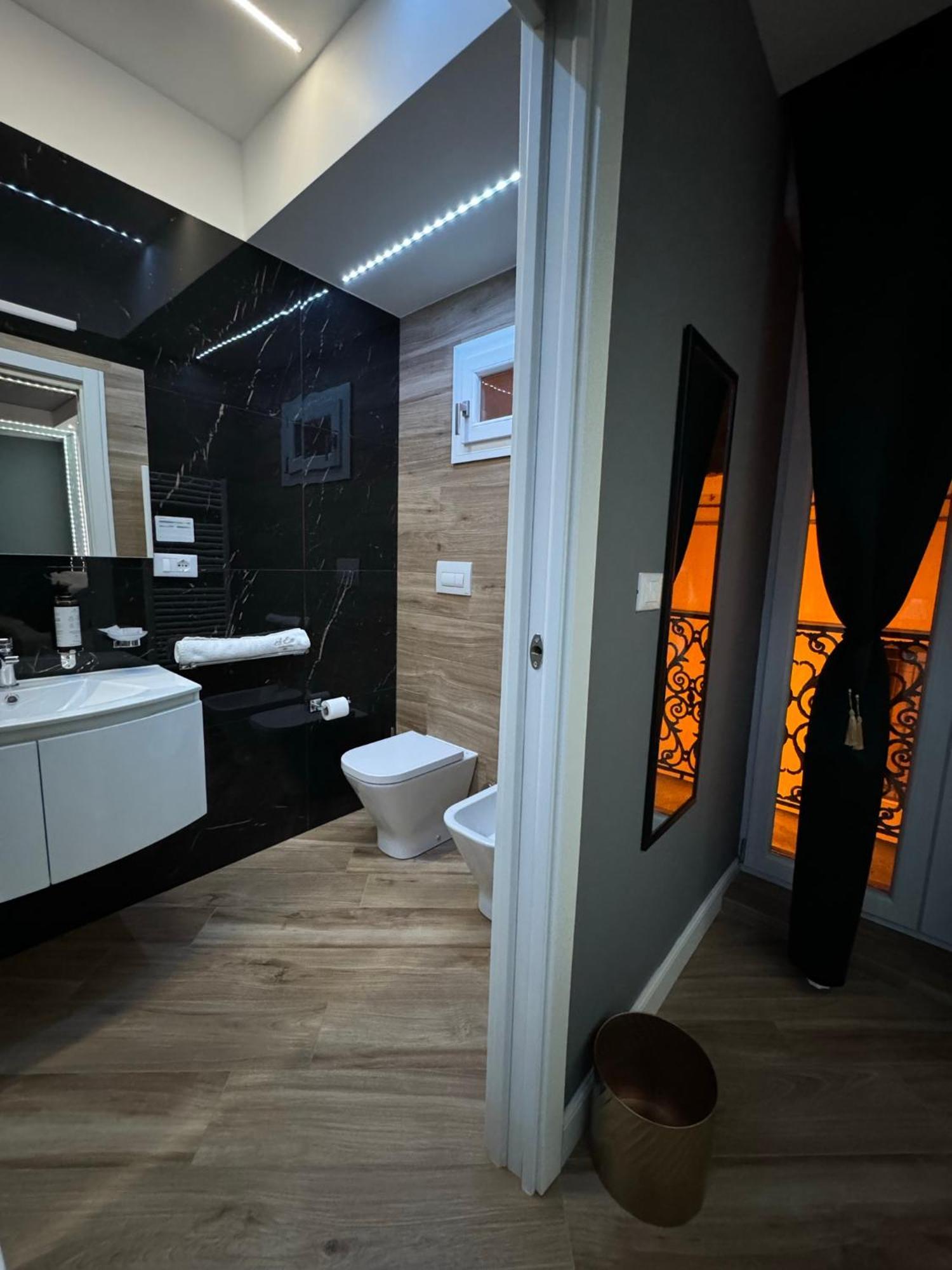 Le Suite Piazza Nuova Foggia Exteriör bild